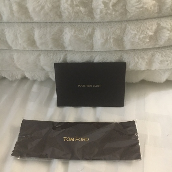Bundle of Tom Ford sunglasses velvet case w/polishing cloth+ 2 boxes main image 4